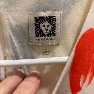 Anne Klein Cream and Red Fabric